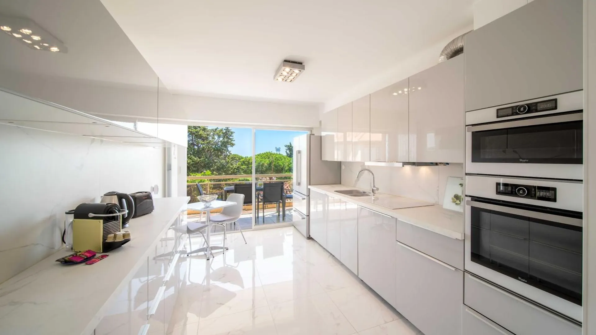 Renovated Apartment 155M2 3Br6P - Cannes Palm Beach 法国