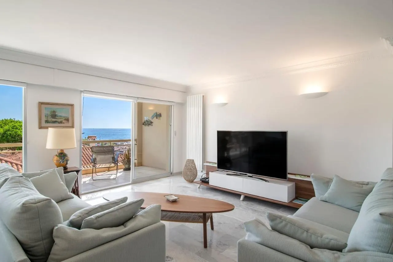 Renovated Apartment 155M2 3Br6P - Cannes Palm Beach 0*,  France